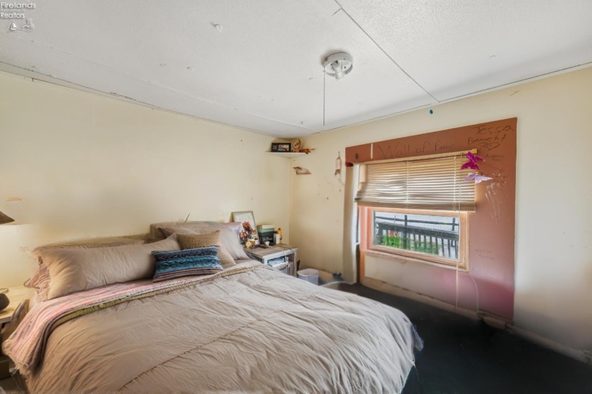 265 Meachem Road, Port Clinton, 43452, 2 Bedrooms Bedrooms, ,1 BathroomBathrooms,Residential,For Sale,Meachem,20254378