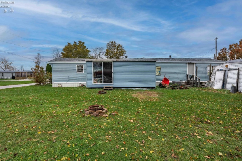 265 Meachem Road, Port Clinton, 43452, 2 Bedrooms Bedrooms, ,1 BathroomBathrooms,Residential,For Sale,Meachem,20254378