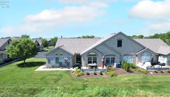 2901 Villa Court, Port Clinton, 43452, 2 Bedrooms Bedrooms, ,2 BathroomsBathrooms,Residential,For Sale,Villa,20253183