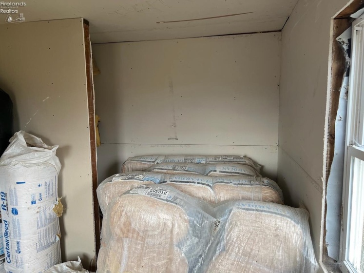 3850 County Road 231, Fremont, 43420, 2 Bedrooms Bedrooms, ,1 BathroomBathrooms,Residential,For Sale,County Road 231,20254278