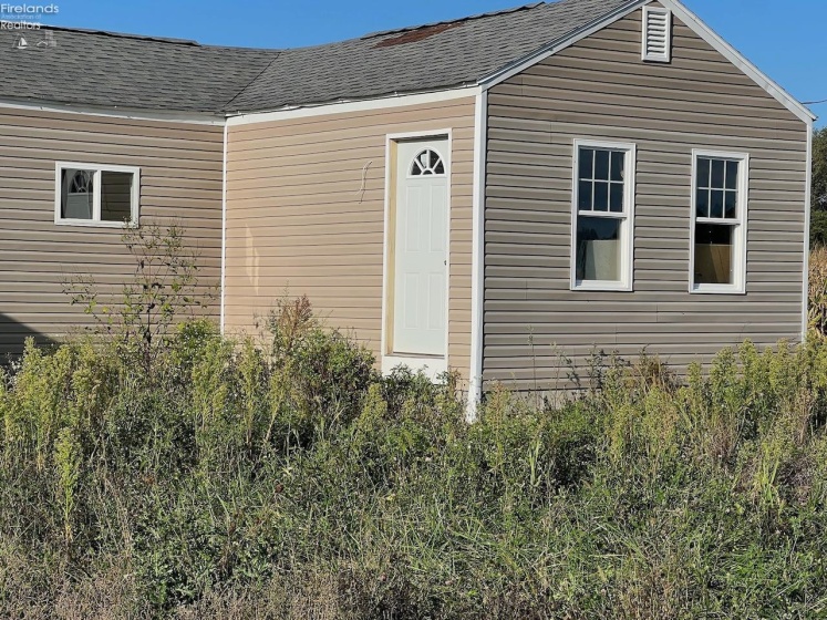 3850 County Road 231, Fremont, 43420, 2 Bedrooms Bedrooms, ,1 BathroomBathrooms,Residential,For Sale,County Road 231,20254278