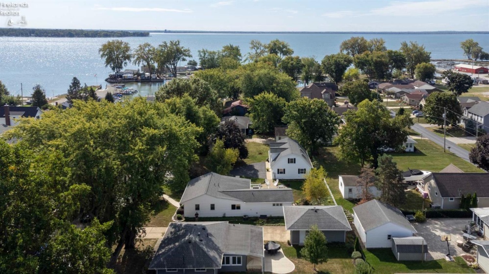 2078 Willow Cove Drive, Marblehead, 43440, 2 Bedrooms Bedrooms, ,1 BathroomBathrooms,Residential,For Sale,Willow Cove,20254042