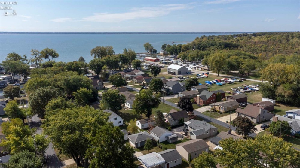 2078 Willow Cove Drive, Marblehead, 43440, 2 Bedrooms Bedrooms, ,1 BathroomBathrooms,Residential,For Sale,Willow Cove,20254042