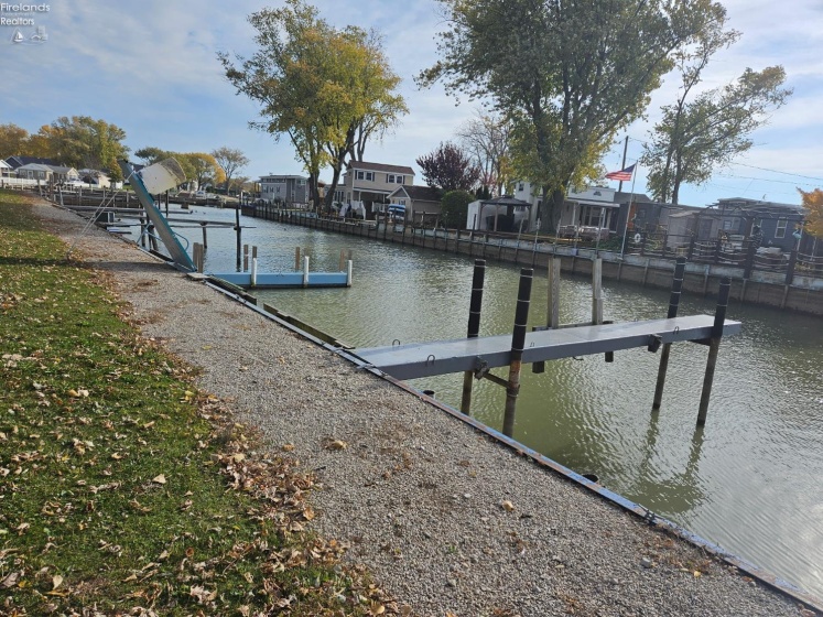 2078 Willow Cove Drive, Marblehead, 43440, 2 Bedrooms Bedrooms, ,1 BathroomBathrooms,Residential,For Sale,Willow Cove,20254042