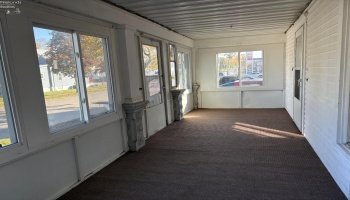 11 Tiffin Street, Willard, 44890, 2 Bedrooms Bedrooms, ,1 BathroomBathrooms,Residential,For Sale,Tiffin,20254417 11 Tiffin Street, Willard, 44890, 2 Bedrooms Bedrooms, ,1 BathroomBathrooms,Residential,For Sale,Tiffin,20254417