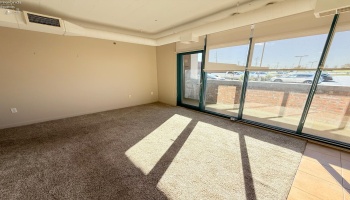 401 Shoreline Drive, Sandusky, 44870, 2 Bedrooms Bedrooms, ,2 BathroomsBathrooms,Residential,For Sale,Shoreline,20254167