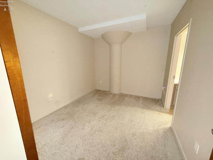 401 Shoreline Drive, Sandusky, 44870, 2 Bedrooms Bedrooms, ,2 BathroomsBathrooms,Residential,For Sale,Shoreline,20254167