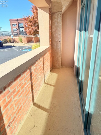 401 Shoreline Drive, Sandusky, 44870, 2 Bedrooms Bedrooms, ,2 BathroomsBathrooms,Residential,For Sale,Shoreline,20254167