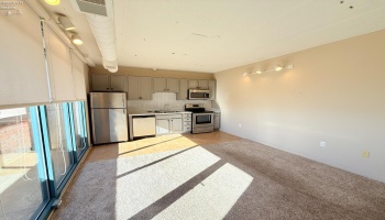 401 Shoreline Drive, Sandusky, 44870, 2 Bedrooms Bedrooms, ,2 BathroomsBathrooms,Residential,For Sale,Shoreline,20254167