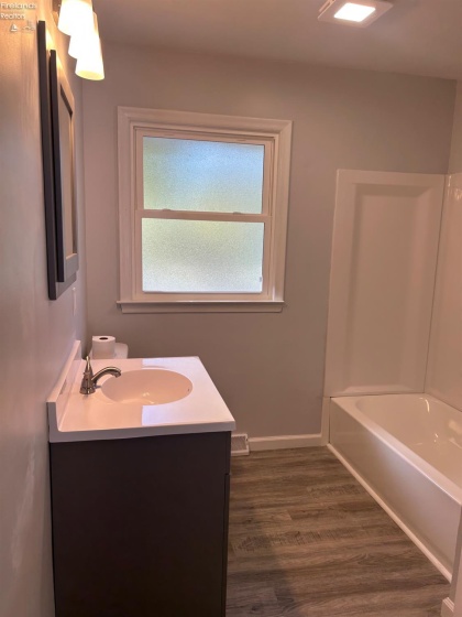 1648 Oakmont Lane, Sandusky, 44870, 3 Bedrooms Bedrooms, ,1 BathroomBathrooms,Residential,For Sale,Oakmont Lane,20253977