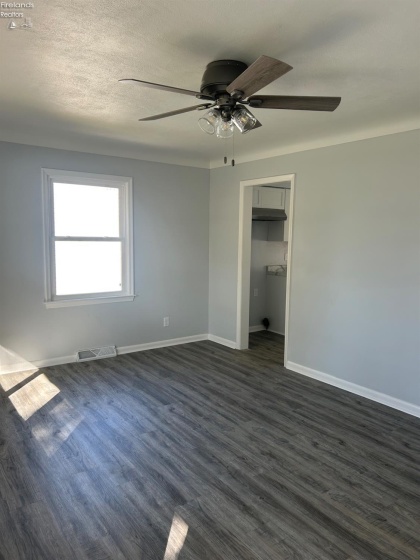 1648 Oakmont Lane, Sandusky, 44870, 3 Bedrooms Bedrooms, ,1 BathroomBathrooms,Residential,For Sale,Oakmont Lane,20253977