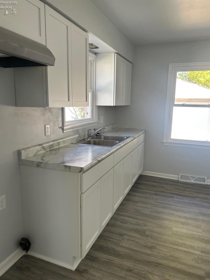 1648 Oakmont Lane, Sandusky, 44870, 3 Bedrooms Bedrooms, ,1 BathroomBathrooms,Residential,For Sale,Oakmont Lane,20253977