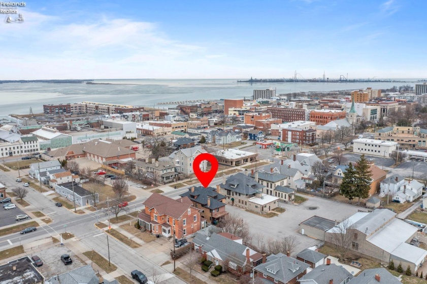 610 Washington Street, Sandusky, 44870, 6 Bedrooms Bedrooms, ,3 BathroomsBathrooms,Residential,For Sale,Washington,20254175