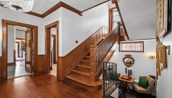 610 Washington Street, Sandusky, 44870, 6 Bedrooms Bedrooms, ,3 BathroomsBathrooms,Residential,For Sale,Washington,20254175