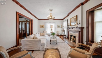 610 Washington Street, Sandusky, 44870, 6 Bedrooms Bedrooms, ,3 BathroomsBathrooms,Residential,For Sale,Washington,20254175