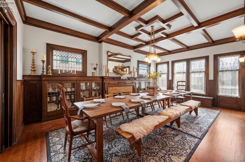 610 Washington Street, Sandusky, 44870, 6 Bedrooms Bedrooms, ,3 BathroomsBathrooms,Residential,For Sale,Washington,20254175