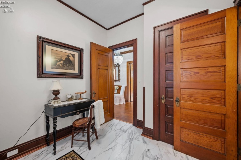 610 Washington Street, Sandusky, 44870, 6 Bedrooms Bedrooms, ,3 BathroomsBathrooms,Residential,For Sale,Washington,20254175