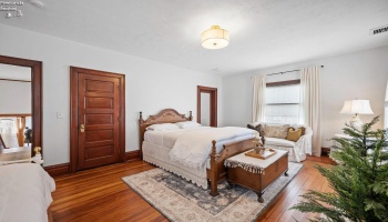 610 Washington Street, Sandusky, 44870, 6 Bedrooms Bedrooms, ,3 BathroomsBathrooms,Residential,For Sale,Washington,20254175