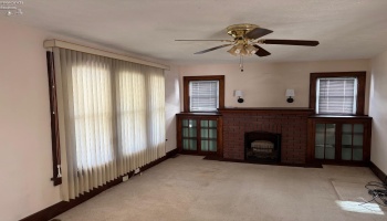 2038 Columbus Avenue, Sandusky, 44870, 3 Bedrooms Bedrooms, ,2 BathroomsBathrooms,Residential,For Sale,Columbus,20254102