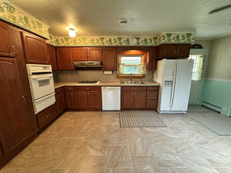 6704 Parker Road, Castalia, 44824, 3 Bedrooms Bedrooms, ,2 BathroomsBathrooms,Residential,For Sale,Parker,20254220