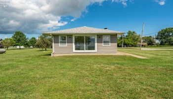 1982 Fulton Street, Port Clinton, 43452, 2 Bedrooms Bedrooms, ,1 BathroomBathrooms,Residential,For Sale,Fulton,20253361