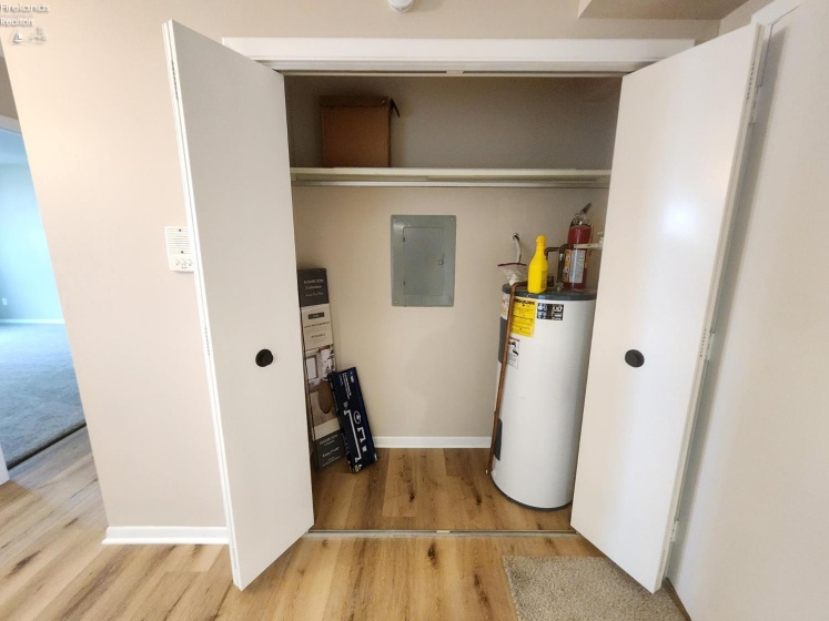 1305 Lake Wilmer Drive, Sandusky, 44870, 2 Bedrooms Bedrooms, ,1 BathroomBathrooms,Residential,For Sale,Lake Wilmer Drive,20254051