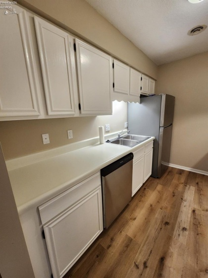 1305 Lake Wilmer Drive, Sandusky, 44870, 2 Bedrooms Bedrooms, ,1 BathroomBathrooms,Residential,For Sale,Lake Wilmer Drive,20254051