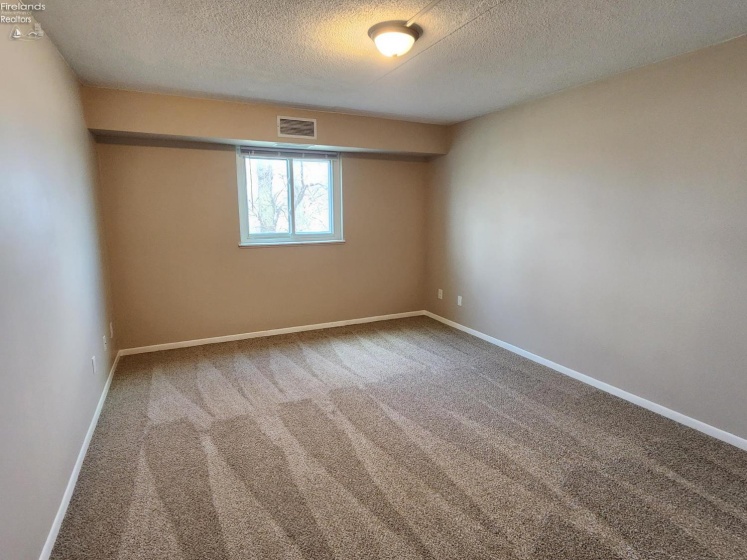 1305 Lake Wilmer Drive, Sandusky, 44870, 2 Bedrooms Bedrooms, ,1 BathroomBathrooms,Residential,For Sale,Lake Wilmer Drive,20254051