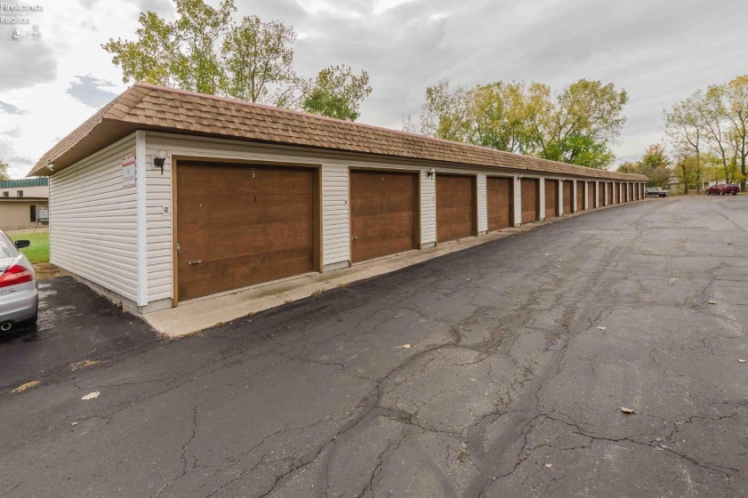 1305 Lake Wilmer Drive, Sandusky, 44870, 2 Bedrooms Bedrooms, ,1 BathroomBathrooms,Residential,For Sale,Lake Wilmer Drive,20254051