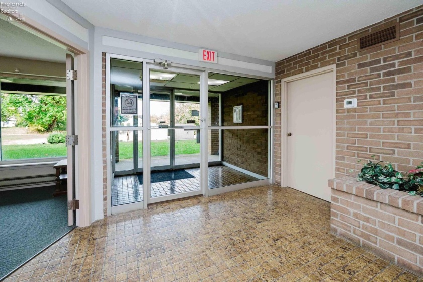 1305 Lake Wilmer Drive, Sandusky, 44870, 2 Bedrooms Bedrooms, ,1 BathroomBathrooms,Residential,For Sale,Lake Wilmer Drive,20254051