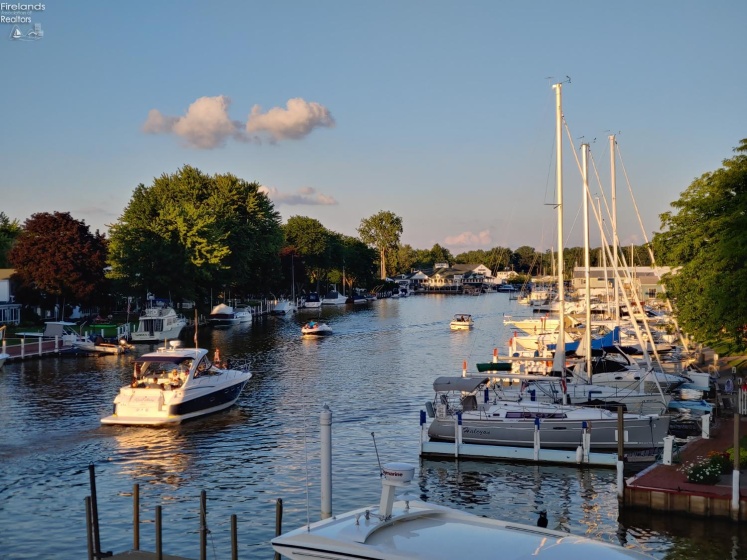 623 Main Street, Vermilion, 44089, 3 Bedrooms Bedrooms, ,3 BathroomsBathrooms,Residential,For Sale,Main,20253874