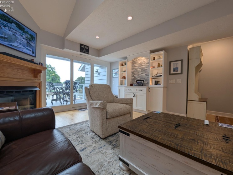 623 Main Street, Vermilion, 44089, 3 Bedrooms Bedrooms, ,3 BathroomsBathrooms,Residential,For Sale,Main,20253874