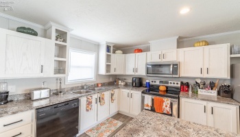 1928 Deer Ridge Drive, Findlay, 45840, 2 Bedrooms Bedrooms, ,2 BathroomsBathrooms,Residential,For Sale,Deer Ridge,20253963