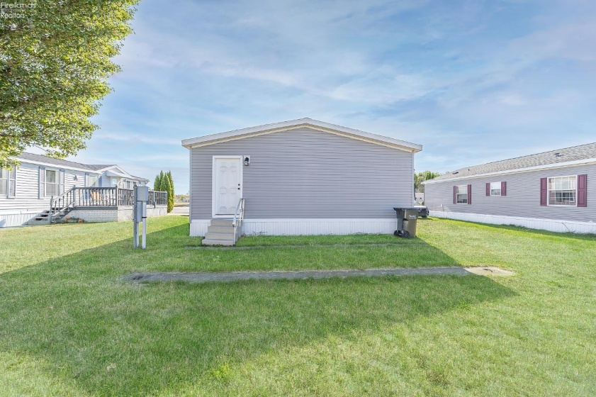 1928 Deer Ridge Drive, Findlay, 45840, 2 Bedrooms Bedrooms, ,2 BathroomsBathrooms,Residential,For Sale,Deer Ridge,20253963