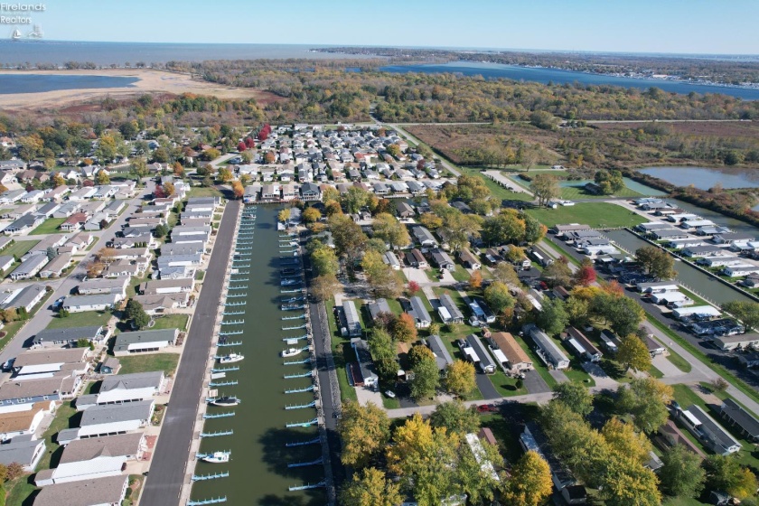 1600 Buck Road, Marblehead, 43440, 3 Bedrooms Bedrooms, ,2 BathroomsBathrooms,Residential,For Sale,Buck,20254324