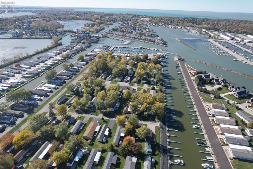 1600 Buck Road, Marblehead, 43440, 3 Bedrooms Bedrooms, ,2 BathroomsBathrooms,Residential,For Sale,Buck,20254324