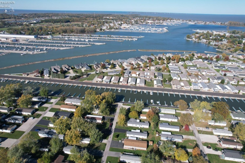 1600 Buck Road, Marblehead, 43440, 3 Bedrooms Bedrooms, ,2 BathroomsBathrooms,Residential,For Sale,Buck,20254324