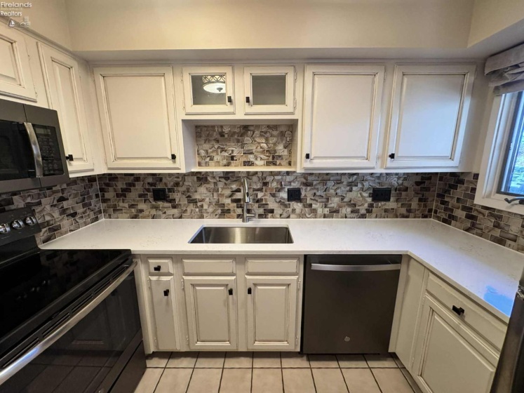 1100 By The Shores, Huron, 44839, 2 Bedrooms Bedrooms, ,2 BathroomsBathrooms,Residential,For Sale,By The Shores,20254331