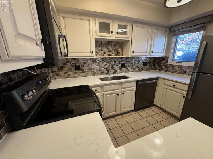 1100 By The Shores, Huron, 44839, 2 Bedrooms Bedrooms, ,2 BathroomsBathrooms,Residential,For Sale,By The Shores,20254331