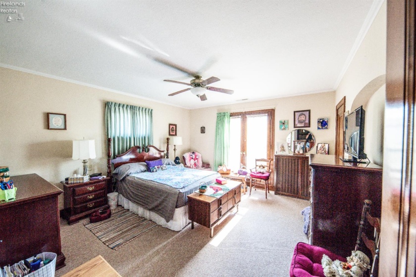 1031 Columbus Avenue, Sandusky, 44870, 4 Bedrooms Bedrooms, ,3 BathroomsBathrooms,Residential,For Sale,Columbus,20252498