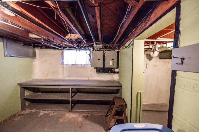 1031 Columbus Avenue, Sandusky, 44870, 4 Bedrooms Bedrooms, ,3 BathroomsBathrooms,Residential,For Sale,Columbus,20252498