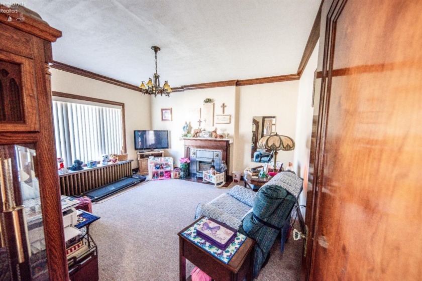 1031 Columbus Avenue, Sandusky, 44870, 4 Bedrooms Bedrooms, ,3 BathroomsBathrooms,Residential,For Sale,Columbus,20252498