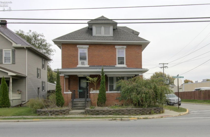 1200 Sandusky Avenue, Bucyrus, 44820, 4 Bedrooms Bedrooms, ,2 BathroomsBathrooms,Residential,For Sale,Sandusky,20254294