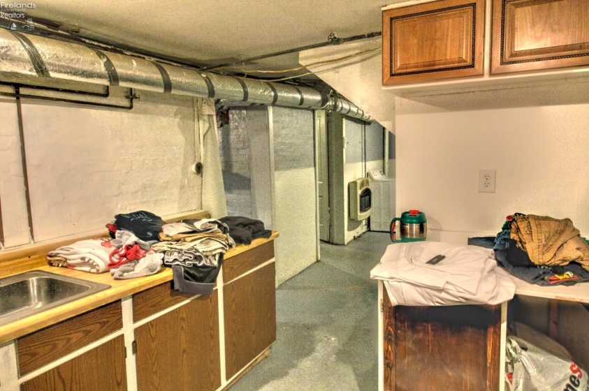 1200 Sandusky Avenue, Bucyrus, 44820, 4 Bedrooms Bedrooms, ,2 BathroomsBathrooms,Residential,For Sale,Sandusky,20254294