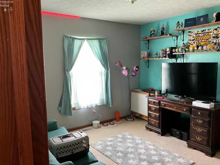 1009 County Road 40, Nova, 44859, 4 Bedrooms Bedrooms, ,3 BathroomsBathrooms,Residential,For Sale,County Road 40,20254217