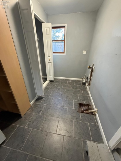 5516 Fortune Drive, Toledo, 43611, 2 Bedrooms Bedrooms, ,1 BathroomBathrooms,Residential,For Sale,Fortune Drive,20254302