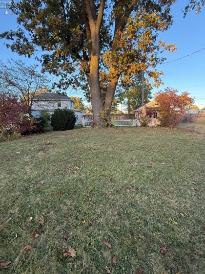 5516 Fortune Drive, Toledo, 43611, 2 Bedrooms Bedrooms, ,1 BathroomBathrooms,Residential,For Sale,Fortune Drive,20254302