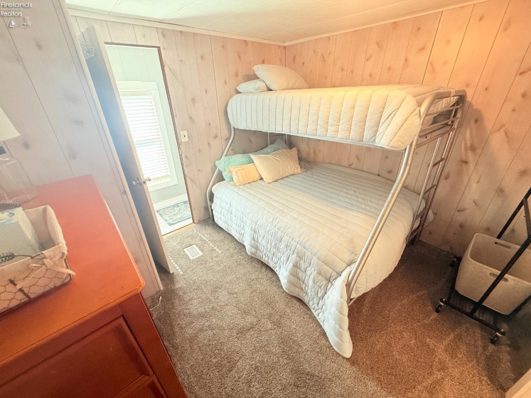 1600 Buck Rd., Marblehead, 43440, 2 Bedrooms Bedrooms, ,2 BathroomsBathrooms,Residential,For Sale,Buck Rd.,20254057