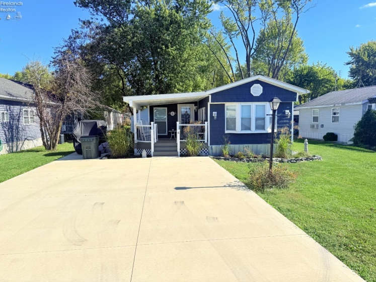 1600 Buck Rd., Marblehead, 43440, 2 Bedrooms Bedrooms, ,2 BathroomsBathrooms,Residential,For Sale,Buck Rd.,20254057