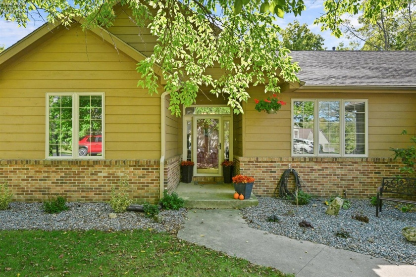 3500 Woodhill Drive, Port Clinton, 43452, 3 Bedrooms Bedrooms, ,3 BathroomsBathrooms,Residential,For Sale,Woodhill,20254083